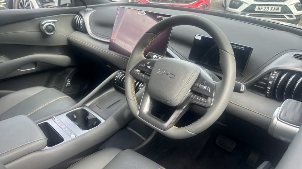 BYD Atto 3 Evo 230kW Design 75kWh 5dr Auto Electric Hatchback - Image 11