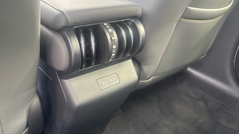 BYD Atto 3 Evo 230kW Design 75kWh 5dr Auto Electric Hatchback - Image 24