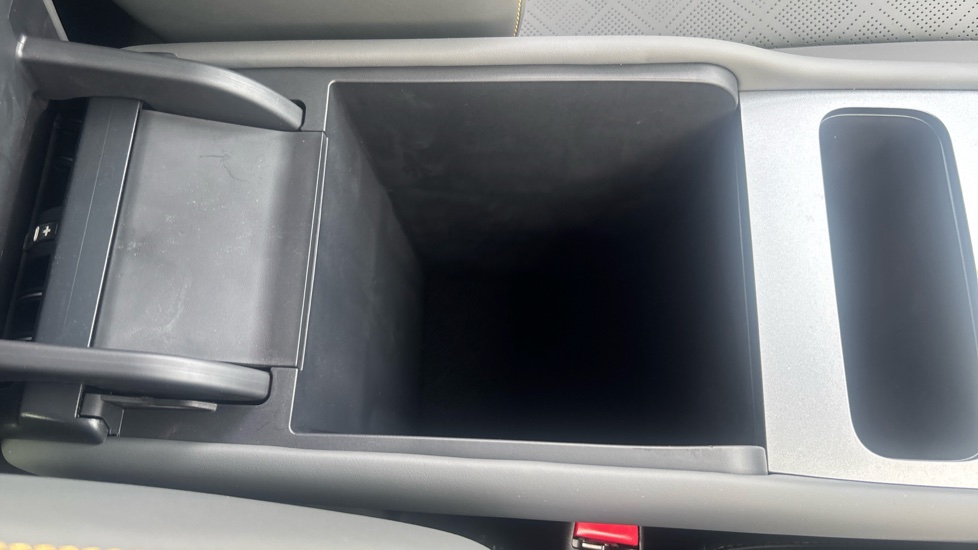 BYD Atto 3 Evo 230kW Design 75kWh 5dr Auto Electric Hatchback - Image 35