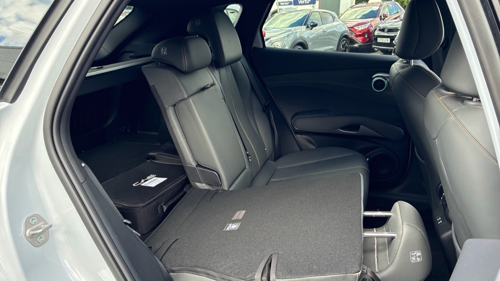 BYD Atto 3 Evo 230kW Design 75kWh 5dr Auto Electric Hatchback - Image 16