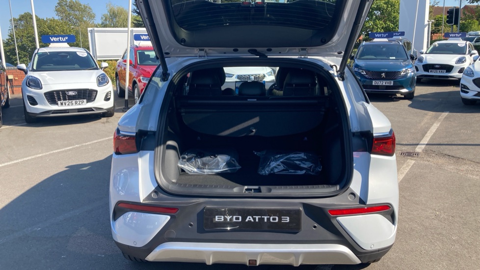 BYD Atto 3 Evo 230kW Design 75kWh 5dr Auto Electric Hatchback - Image 4
