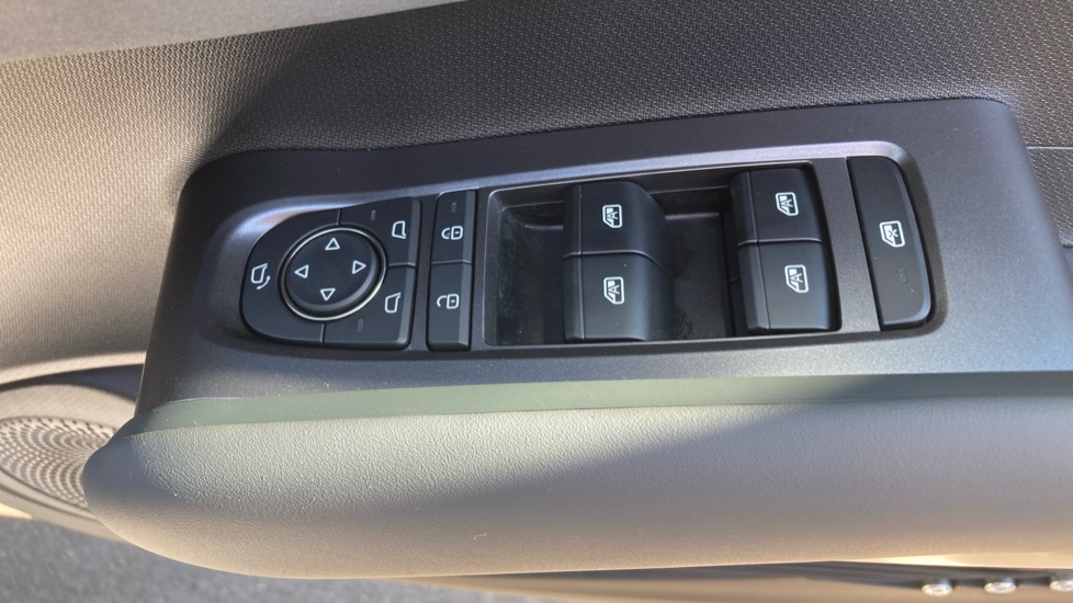 BYD Atto 3 Evo 230kW Design 75kWh 5dr Auto Electric Hatchback - Image 25