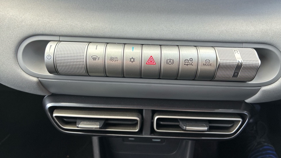 BYD Dolphin Surf 65kW Boost 43kWh 5dr Auto Electric Hatchback - Image 23