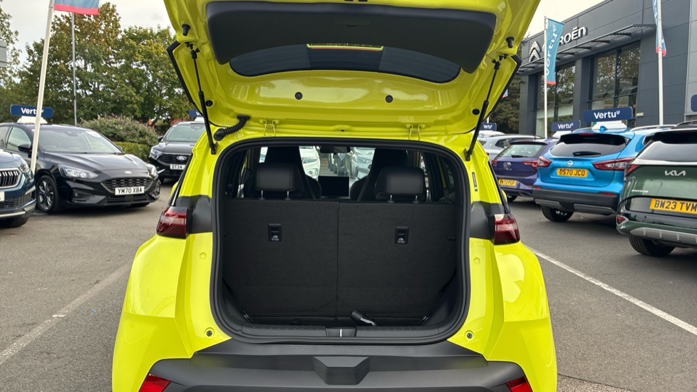 BYD Dolphin Surf 115kW Comfort 43kWh 5dr Auto Electric Hatchback - Image 4