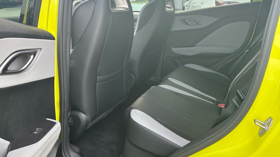 BYD Dolphin Surf 115kW Comfort 43kWh 5dr Auto Electric Hatchback - Image 16