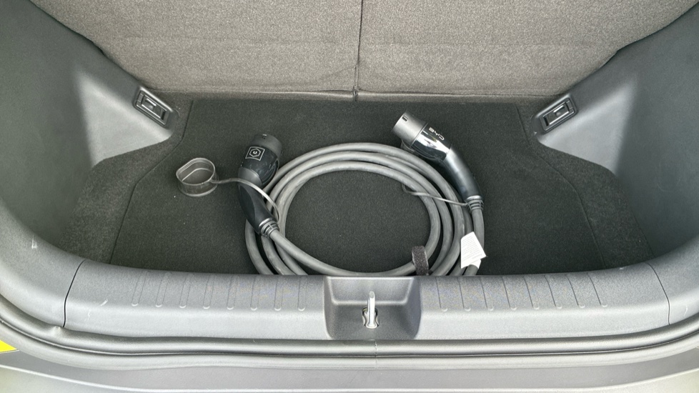 BYD Dolphin Surf 115kW Comfort 43kWh 5dr Auto Electric Hatchback - Image 42