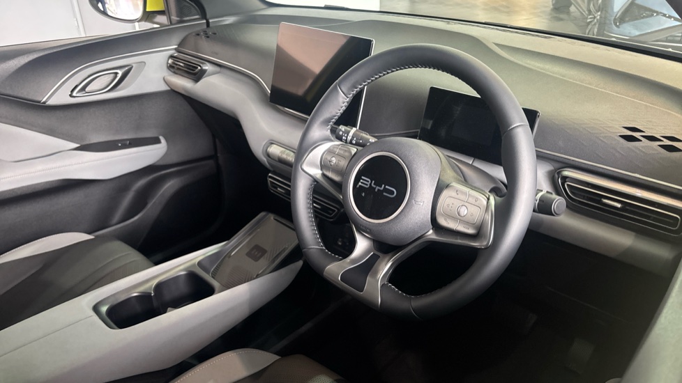 BYD Dolphin Surf 115kW Comfort 43kWh 5dr Auto Electric Hatchback - Image 11