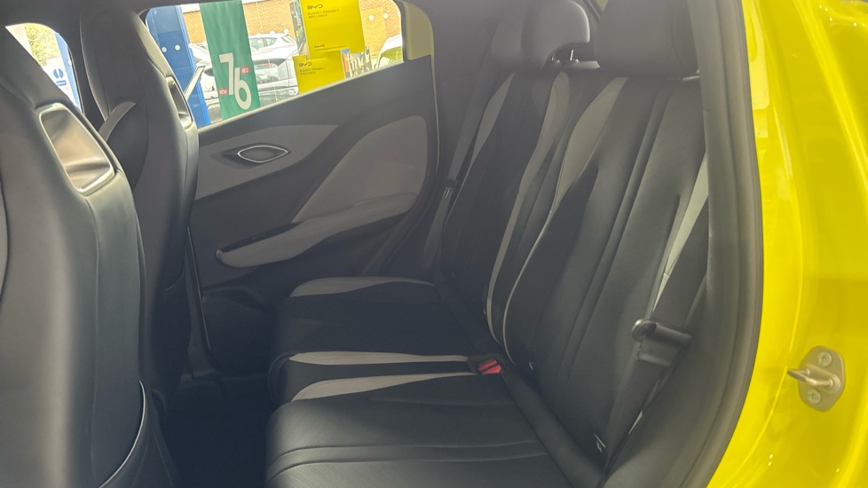 BYD Dolphin Surf 115kW Comfort 43kWh 5dr Auto Electric Hatchback - Image 16