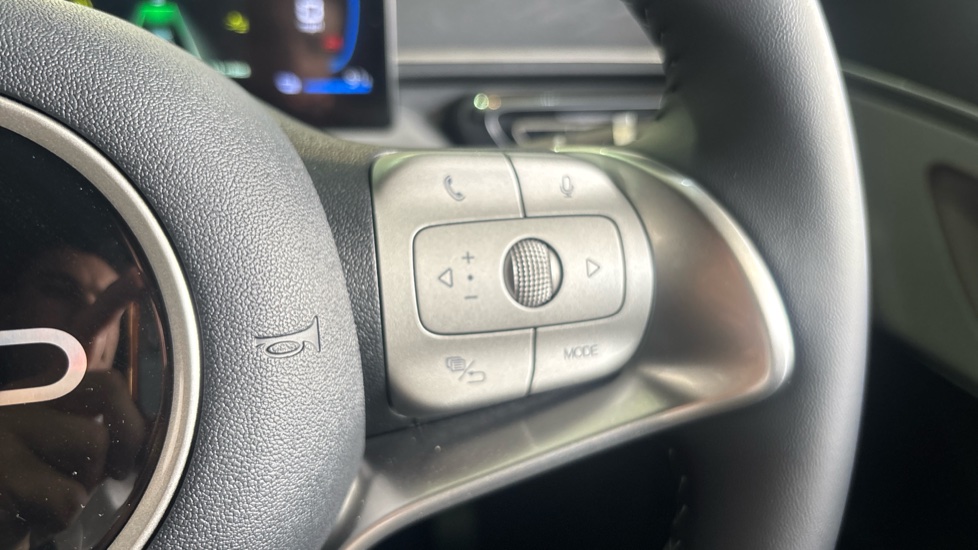 BYD Dolphin Surf 115kW Comfort 43kWh 5dr Auto Electric Hatchback - Image 25
