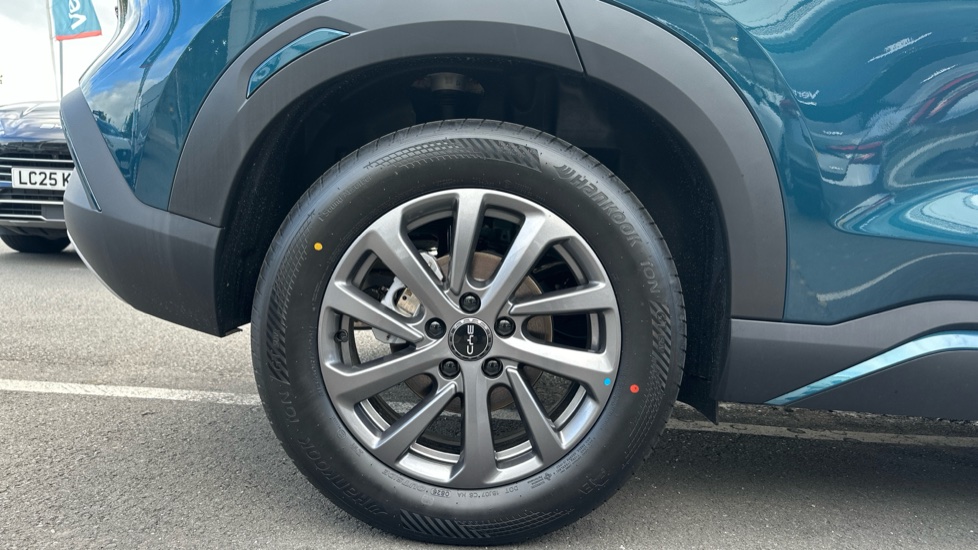 BYD Atto 2 1.5 DM-i 212 Boost 5dr Auto Hatchback - Image 7