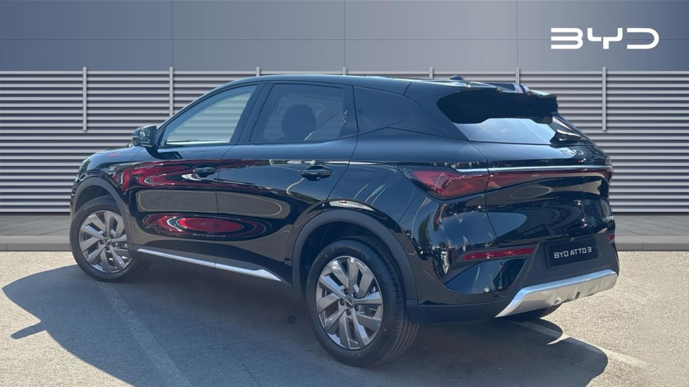 BYD Atto 3 Evo 230kW Design 75kWh 5dr Auto Electric Hatchback - Image 2