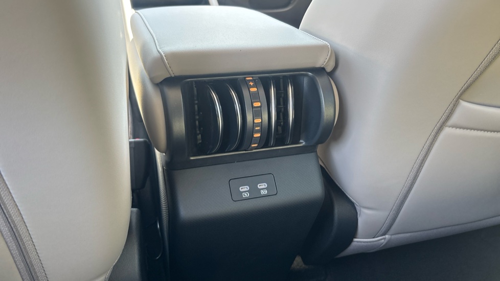 BYD Atto 3 Evo 230kW Design 75kWh 5dr Auto Electric Hatchback - Image 23