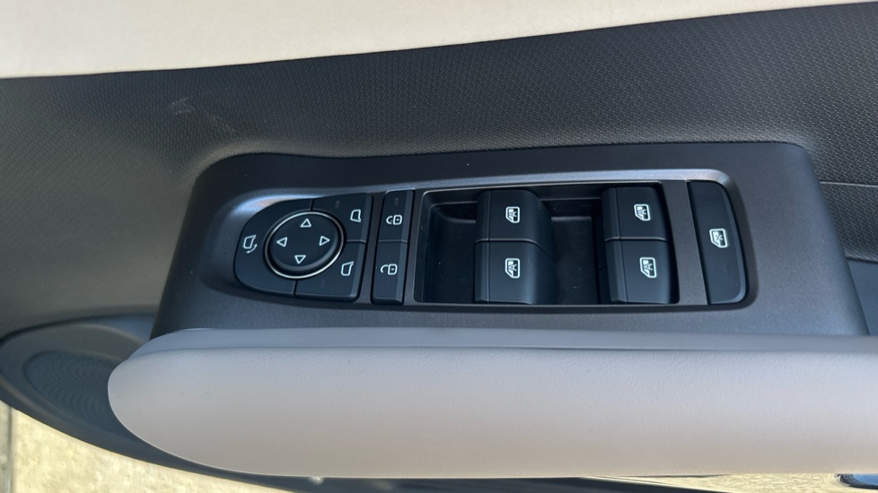 BYD Atto 3 Evo 230kW Design 75kWh 5dr Auto Electric Hatchback - Image 27