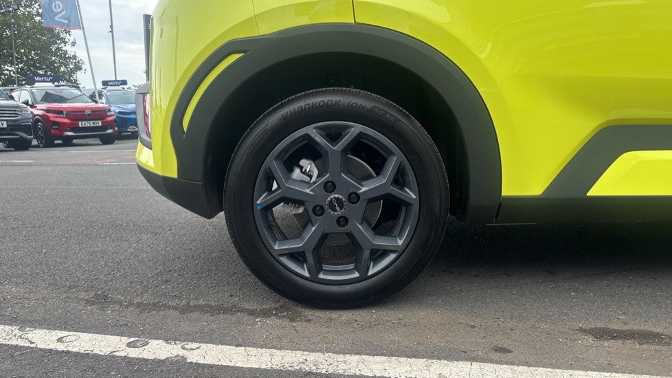 BYD Dolphin Surf 65kW Boost 43kWh 5dr Auto Electric Hatchback - Image 7