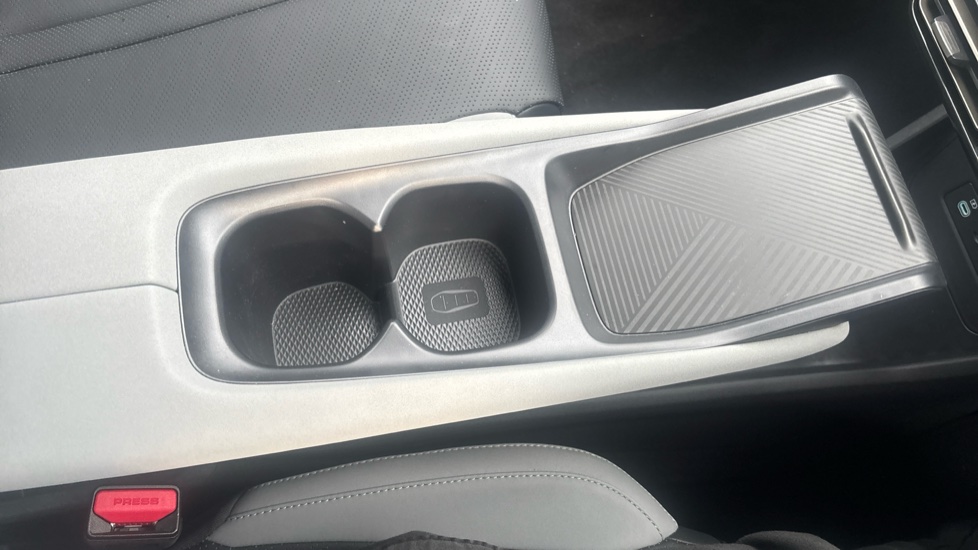 BYD Dolphin Surf 65kW Boost 43kWh 5dr Auto Electric Hatchback - Image 37