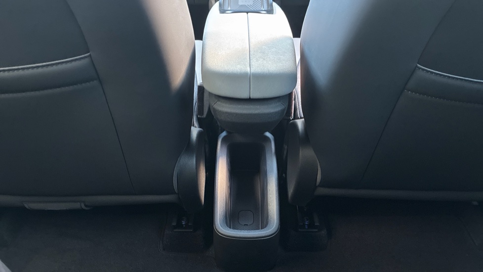 BYD Dolphin Surf 65kW Boost 43kWh 5dr Auto Electric Hatchback - Image 20