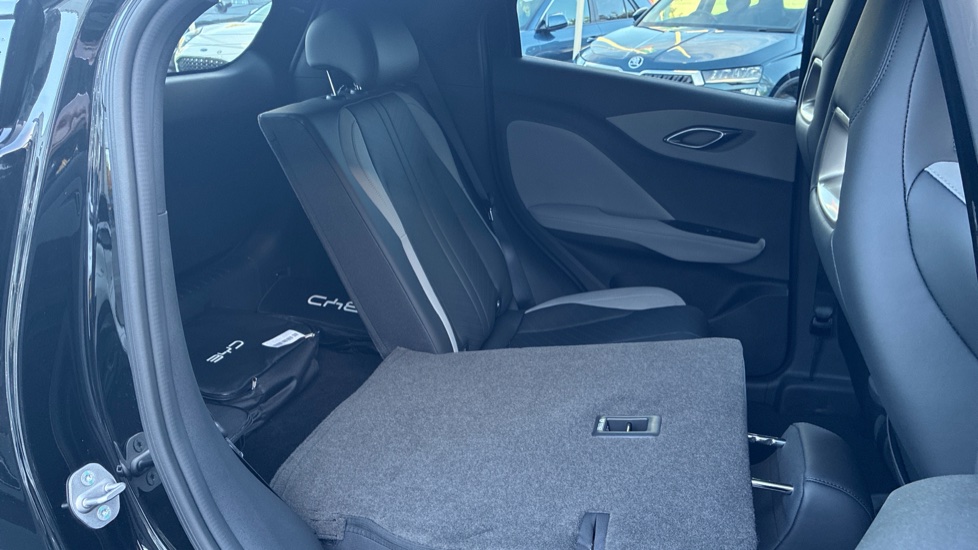 BYD Dolphin Surf 65kW Boost 43kWh 5dr Auto Electric Hatchback - Image 39