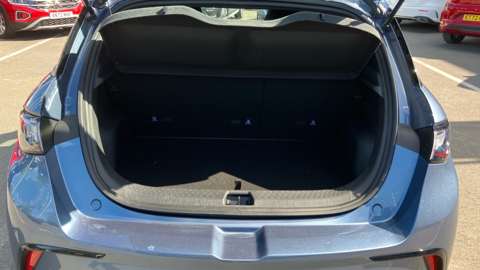 BYD Dolphin 150kW Comfort 60.4kWh Auto Electric Hatchback - Image 4