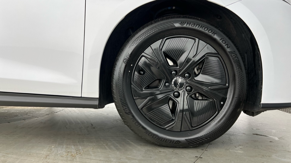 BYD Seal 6 1.5 DM-i Boost 4dr e-CVT Saloon - Image 18
