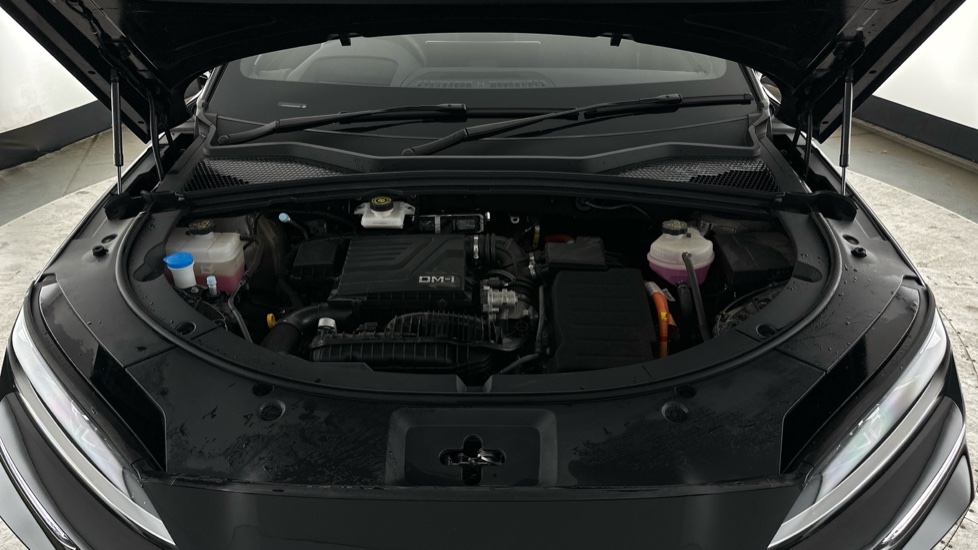 BYD Seal U 1.5 DM-i Boost 5dr Auto Estate - Image 21