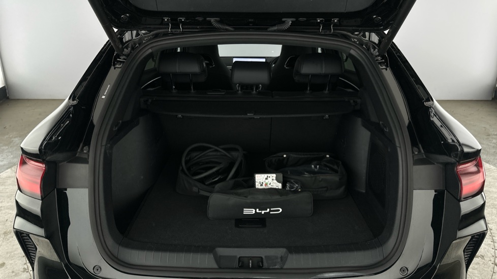 BYD Seal U 1.5 DM-i Comfort 5dr Auto Estate - Image 14