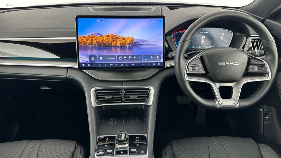 BYD Seal U 1.5 DM-i Comfort 5dr Auto Estate - Image 5