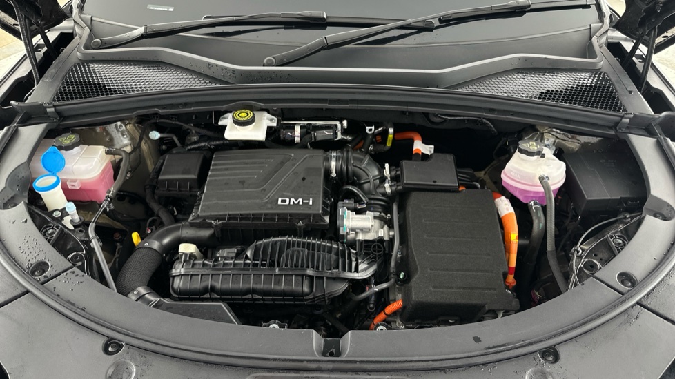 BYD Seal U 1.5 DM-i Comfort 5dr Auto Estate - Image 21