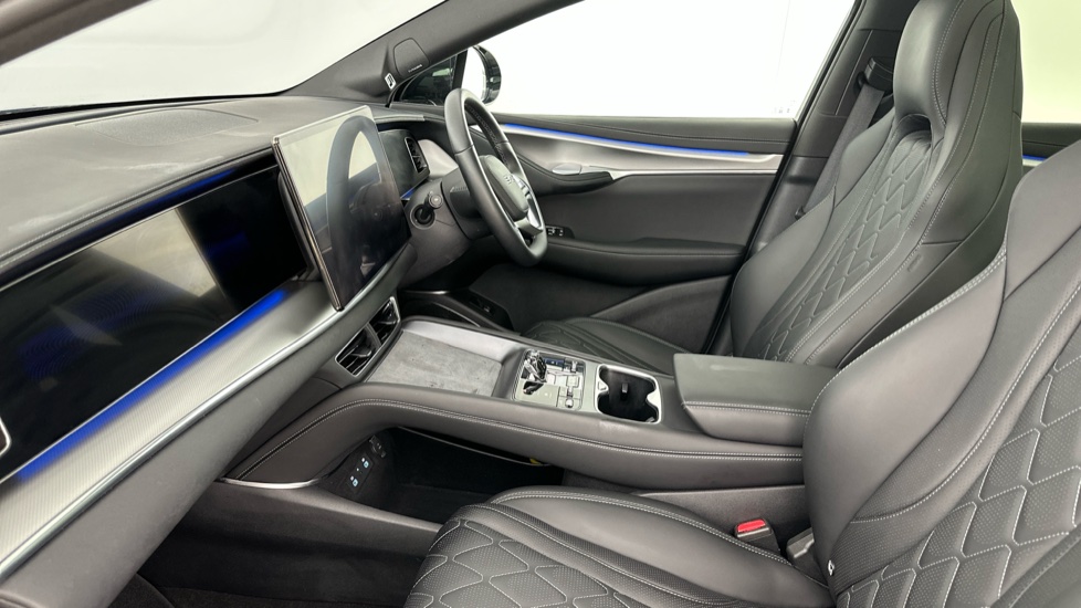 BYD Sealion 7 230kW Comfort 83kWh 5dr Auto Electric Estate - Image 10