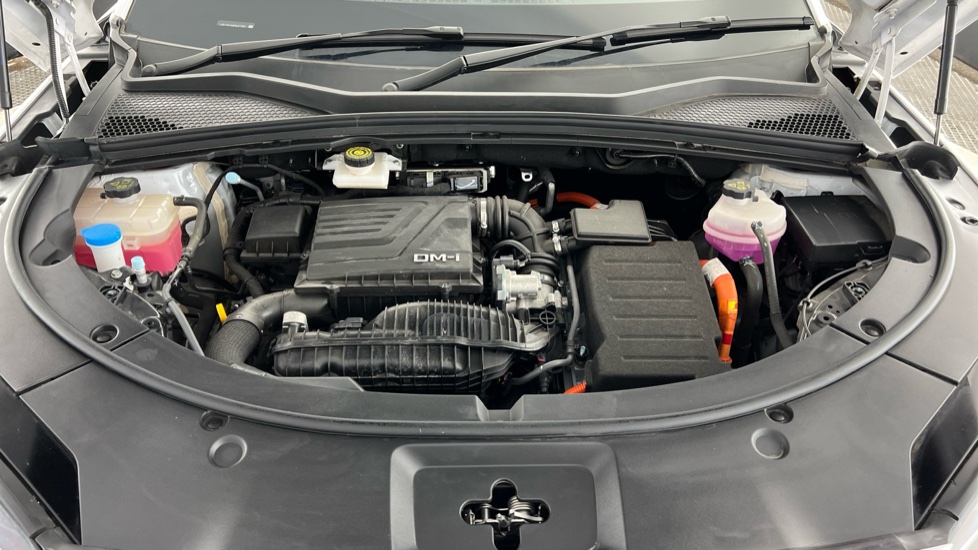 BYD Seal U 1.5 DM-i Comfort 5dr Auto Estate - Image 21