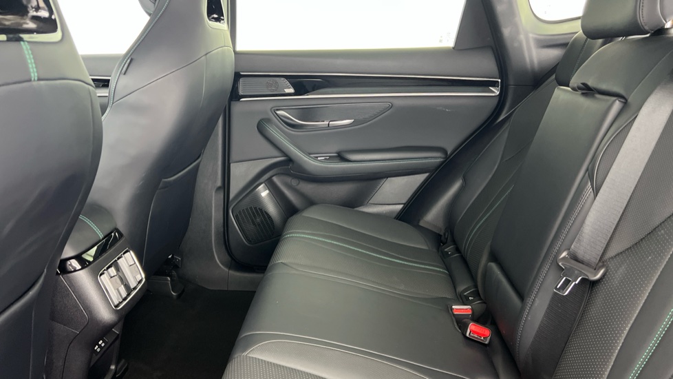BYD Seal U 1.5 DM-i Boost 5dr Auto Estate - Image 13
