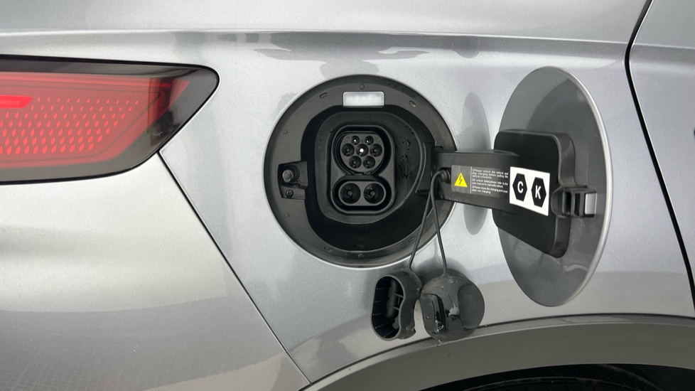 BYD Seal U 1.5 DM-i Boost 5dr Auto Estate - Image 20