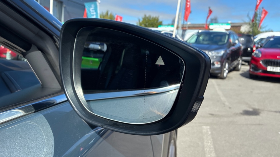 Mazda CX-30 2.0 e-Skyactiv G MHEV Takumi 5dr Petrol Hatchback - Image 13