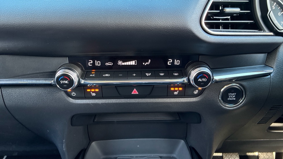 Mazda CX-30 2.0 e-Skyactiv G MHEV Takumi 5dr Petrol Hatchback - Image 18