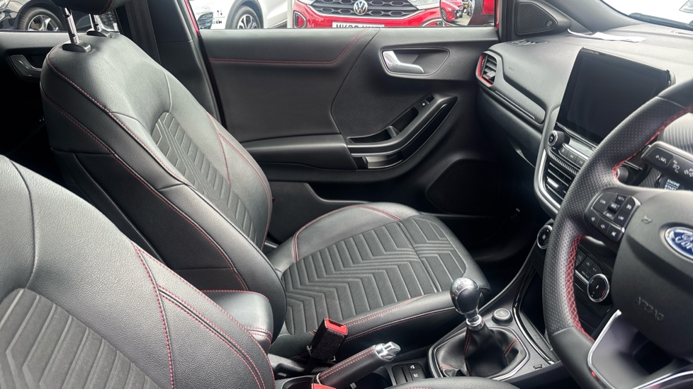 Ford Puma 1.0 EcoBoost Hybrid mHEV 155 ST-Line X 5dr Petrol Hatchback - Image 14