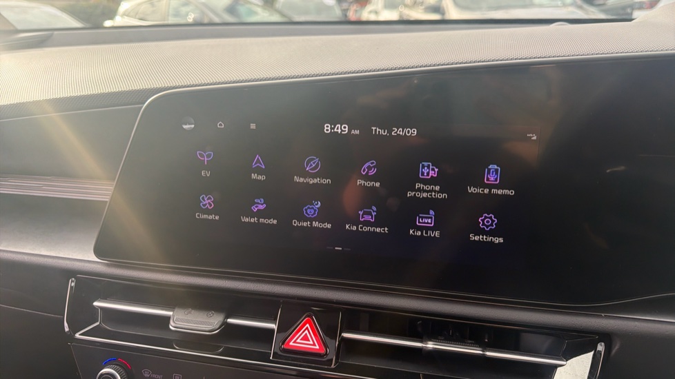 Kia Niro 150kW 4 65kWh 5dr Auto Electric Estate - Image 12