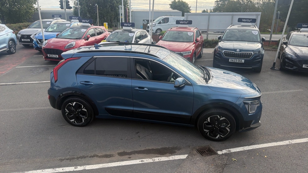 Kia Niro 150kW 4 65kWh 5dr Auto Electric Estate - Image 23