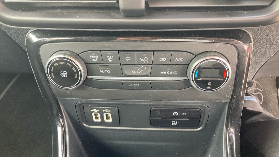 Ford EcoSport 1.0 EcoBoost 125 Titanium 5dr Petrol Hatchback - Image 28
