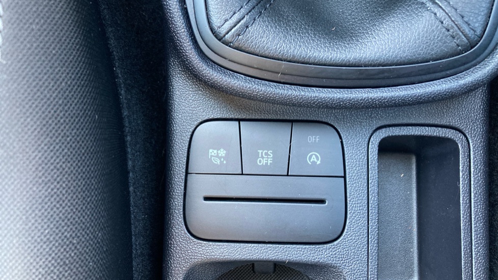 Ford Fiesta 1.1 Trend 5dr Petrol Hatchback - Image 30