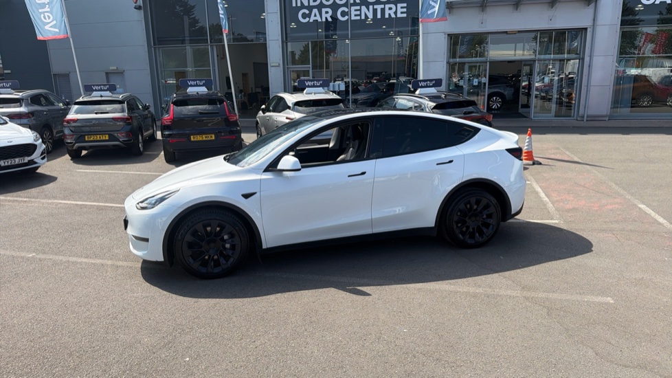 Tesla Model Y Long Range AWD 5dr Auto Electric Hatchback - Image 22
