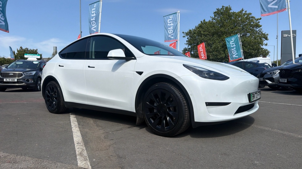 Tesla Model Y Long Range AWD 5dr Auto Electric Hatchback - Image 34
