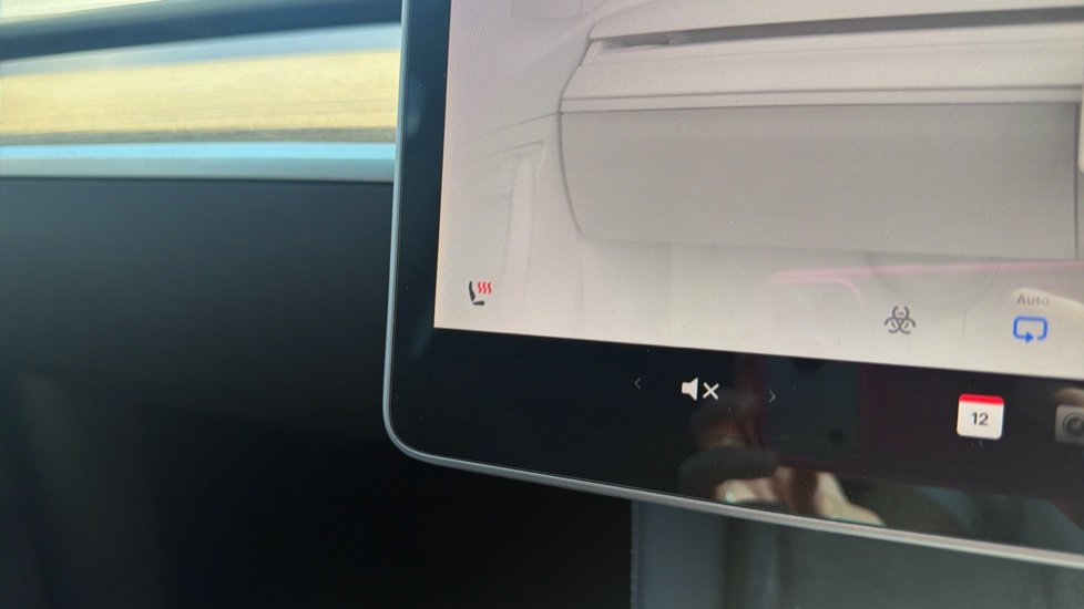 Tesla Model Y Long Range AWD 5dr Auto Electric Hatchback - Image 35