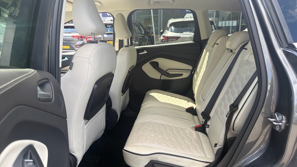 Ford Kuga Vignale 2.0 TDCi 180 5dr Diesel Estate - Image 16