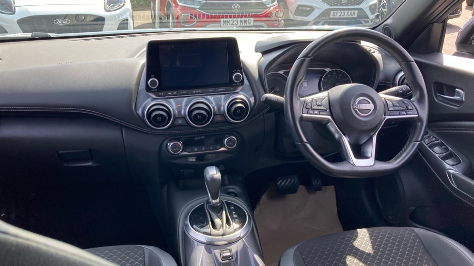 Nissan Juke 1.6 Hybrid N-Connecta 5dr Auto Hybrid Hatchback - Image 10
