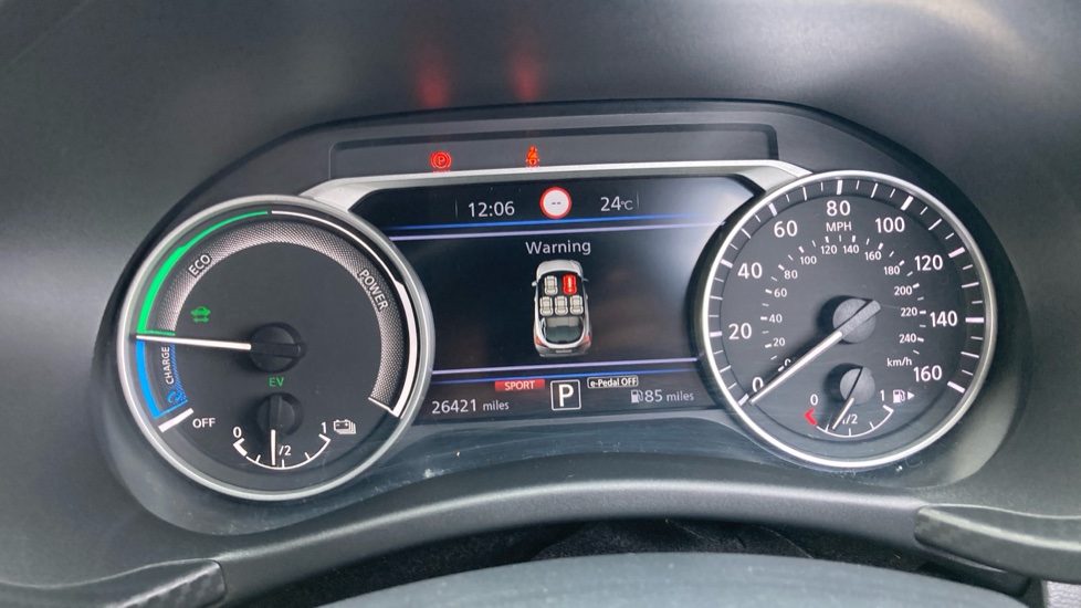 Nissan Juke 1.6 Hybrid N-Connecta 5dr Auto Hybrid Hatchback - Image 18