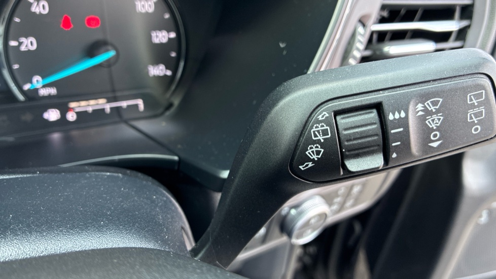 Ford Kuga 2.5 PHEV Titanium 5dr CVT Estate - Image 32