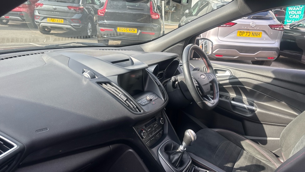 Ford Kuga 1.5 EcoBoost ST-Line 5dr 2WD Petrol Estate - Image 9
