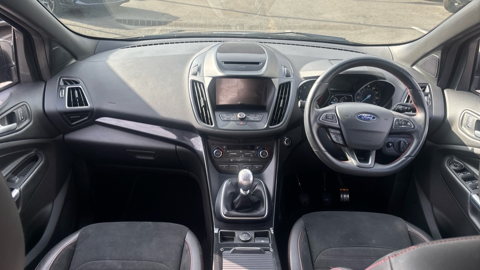 Ford Kuga 1.5 EcoBoost ST-Line 5dr 2WD Petrol Estate - Image 10