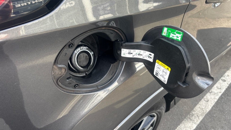 Ford Kuga 1.5 EcoBoost ST-Line 5dr 2WD Petrol Estate - Image 23