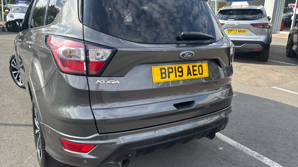 Ford Kuga 1.5 EcoBoost ST-Line 5dr 2WD Petrol Estate - Image 38
