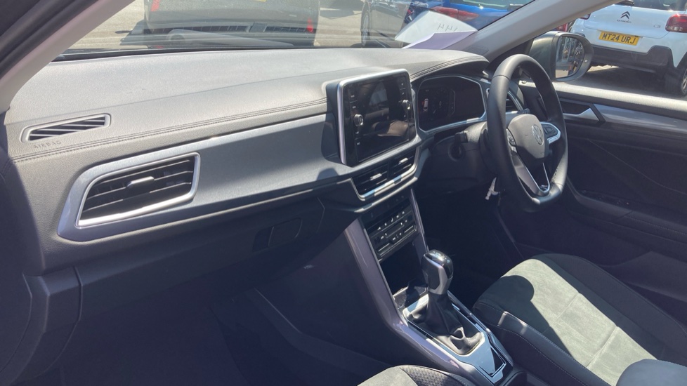 Volkswagen T-Roc 1.5 TSI Style 5dr DSG Petrol Hatchback - Image 9